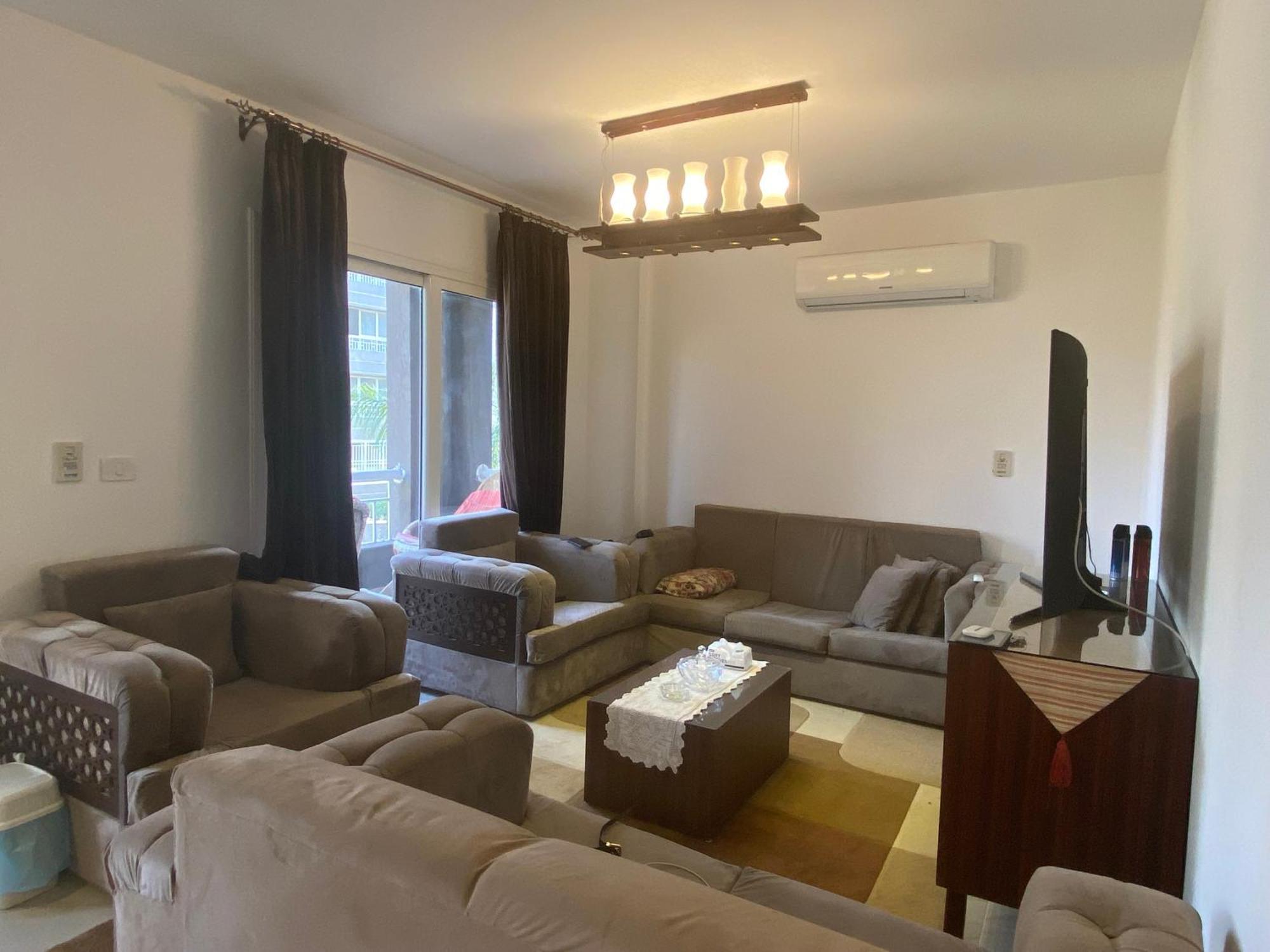 Family Escape Apartment