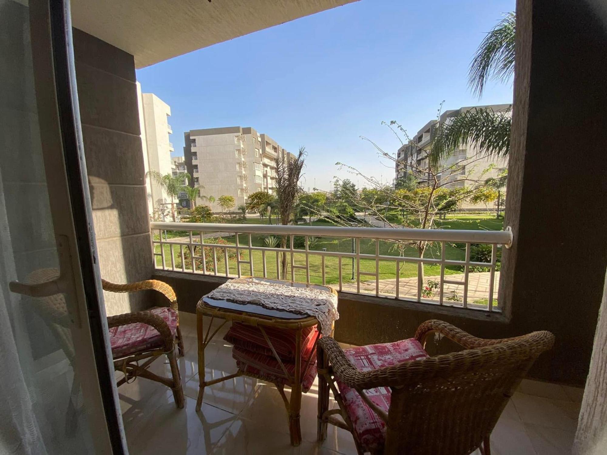 Apartment Family Escape Cairo